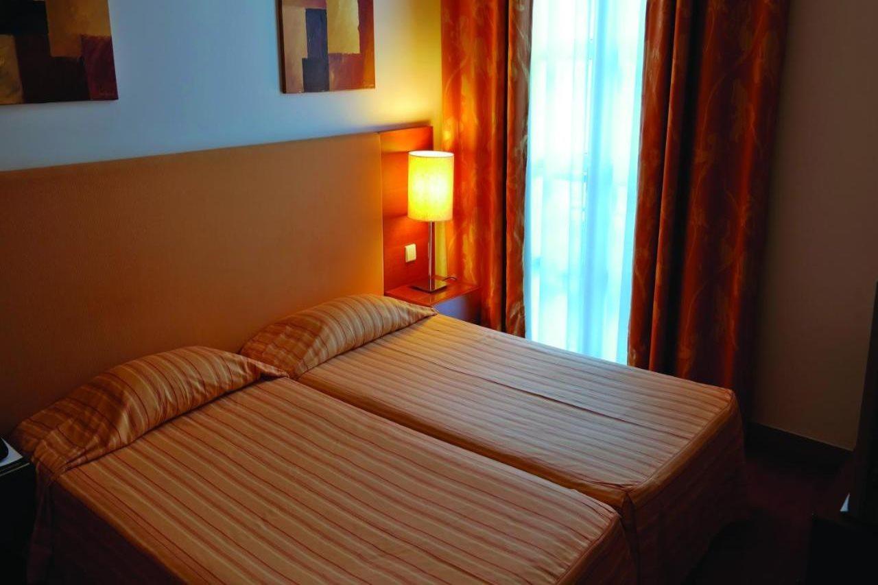 Hotel Apartamentos Geres Ribeiro Esterno foto