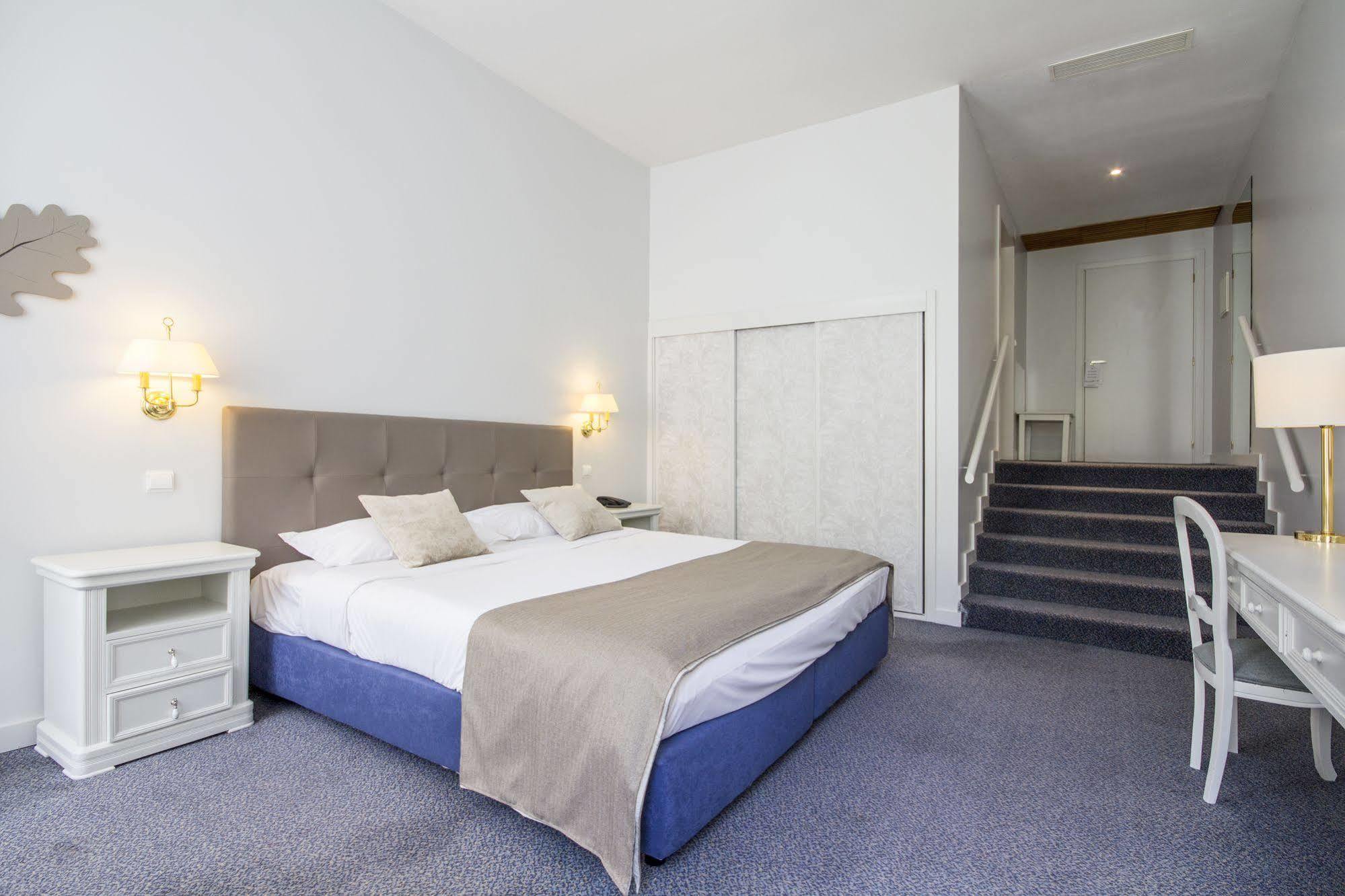 Hotel Apartamentos Geres Ribeiro Esterno foto